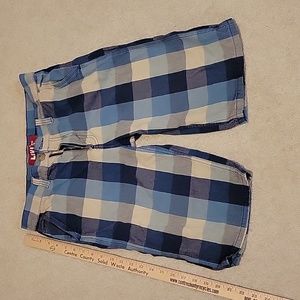 Levis mens size 30 waist plaid shorts Same day shipping